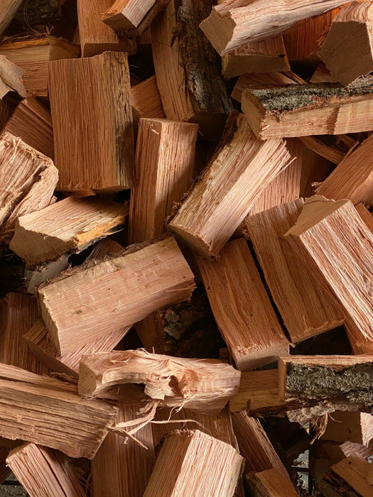 Oak Wood Smoking: The Versatile Wood for All Your Smoking Needs